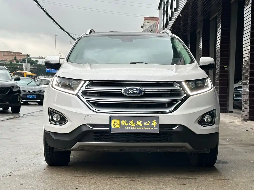 Ford Edge 2018 — фото 2