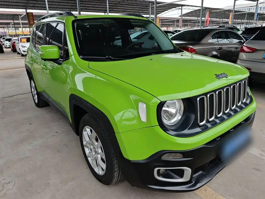 Jeep Renegade 2018 — фото 22