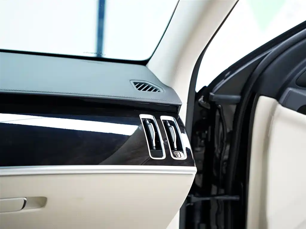 Mercedes-Benz S-Class 2025 — фото 54