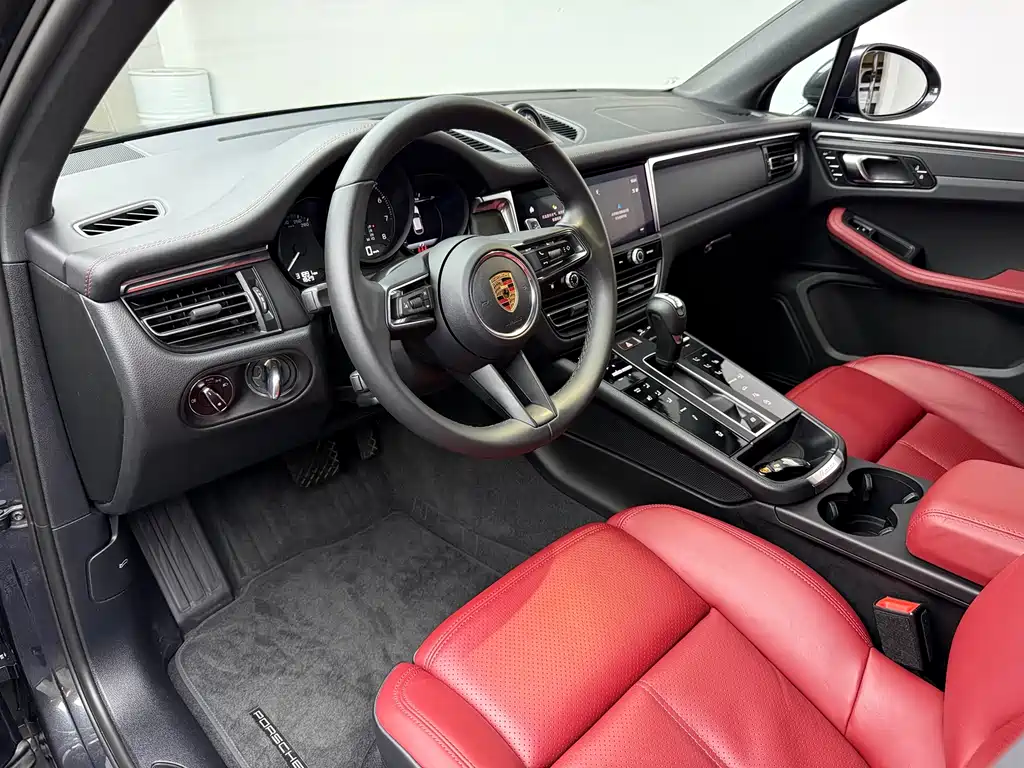 Porsche Macan 2024 — фото 13