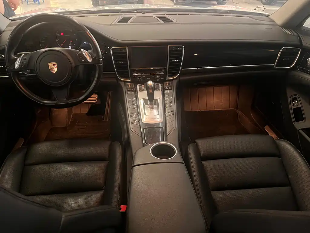 Porsche Panamera 2016 — фото 11