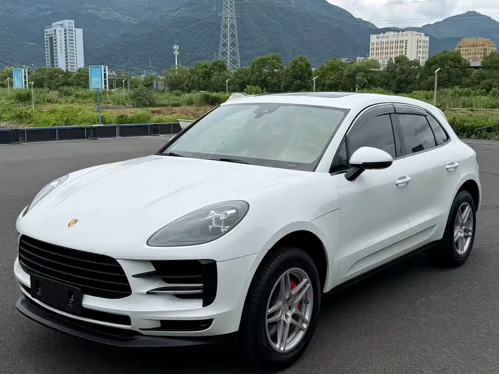Porsche Macan 2020