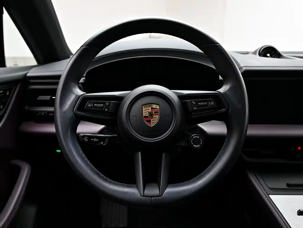 Porsche Macan EV 2025 — фото 12