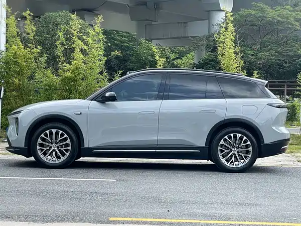 NIO ES6 2024