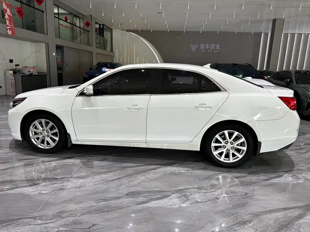 Chevrolet Malibu 2014 — фото 27