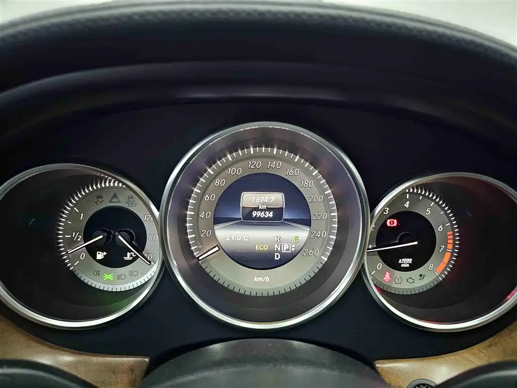 Mercedes-Benz CLS 2015 — фото 7