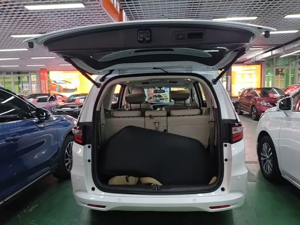 Honda Odyssey 2015 — фото 19