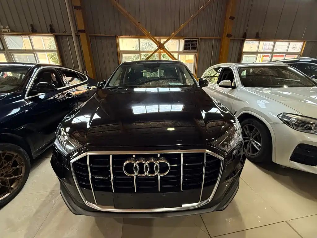 Audi Q7 2021