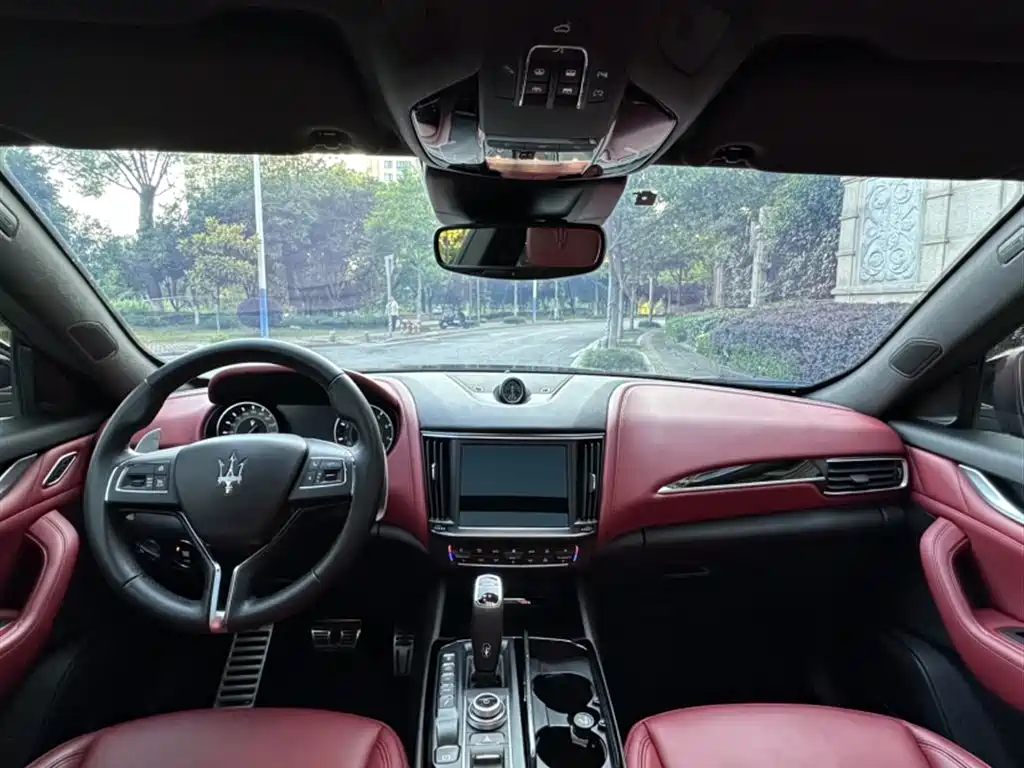 Maserati Levante 2021 — фото 16