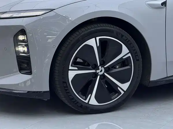 NIO ET5T 2025