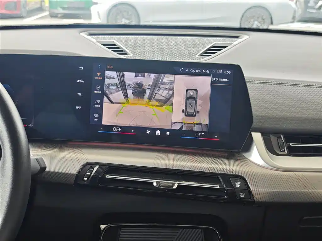 BMW X2 2024 — фото 14