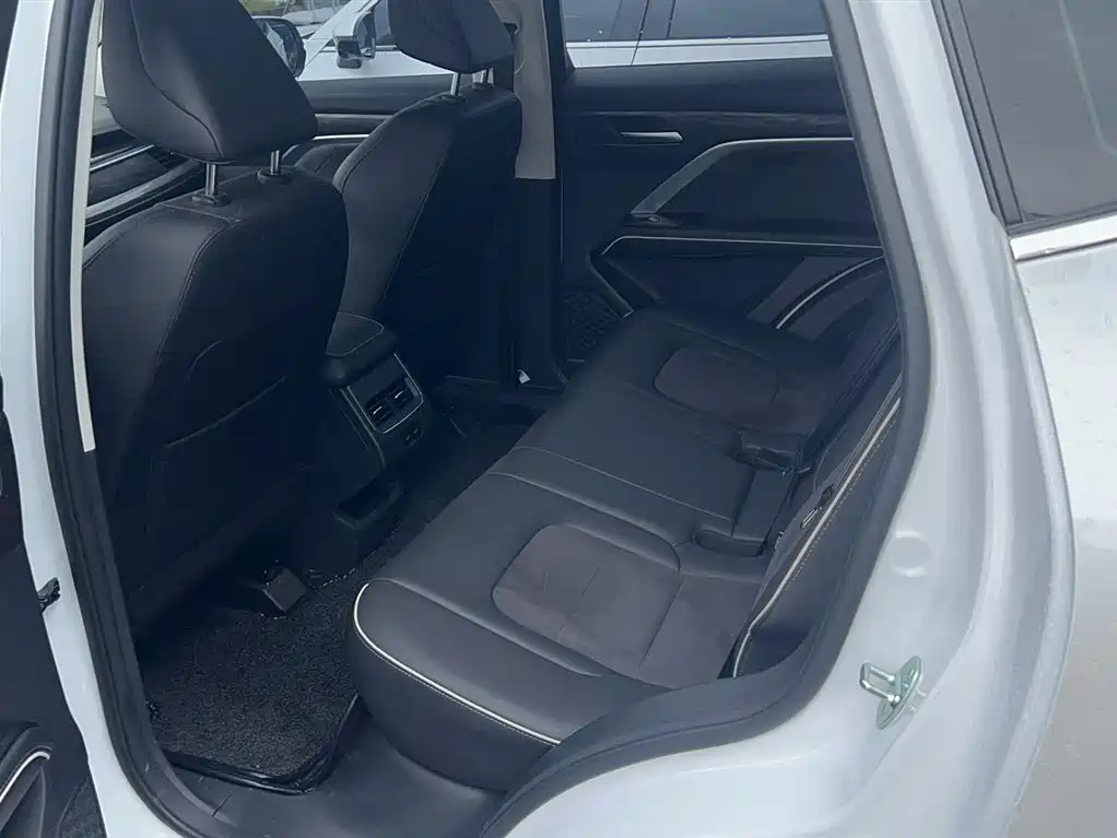 Haval H6 2023 — фото 19