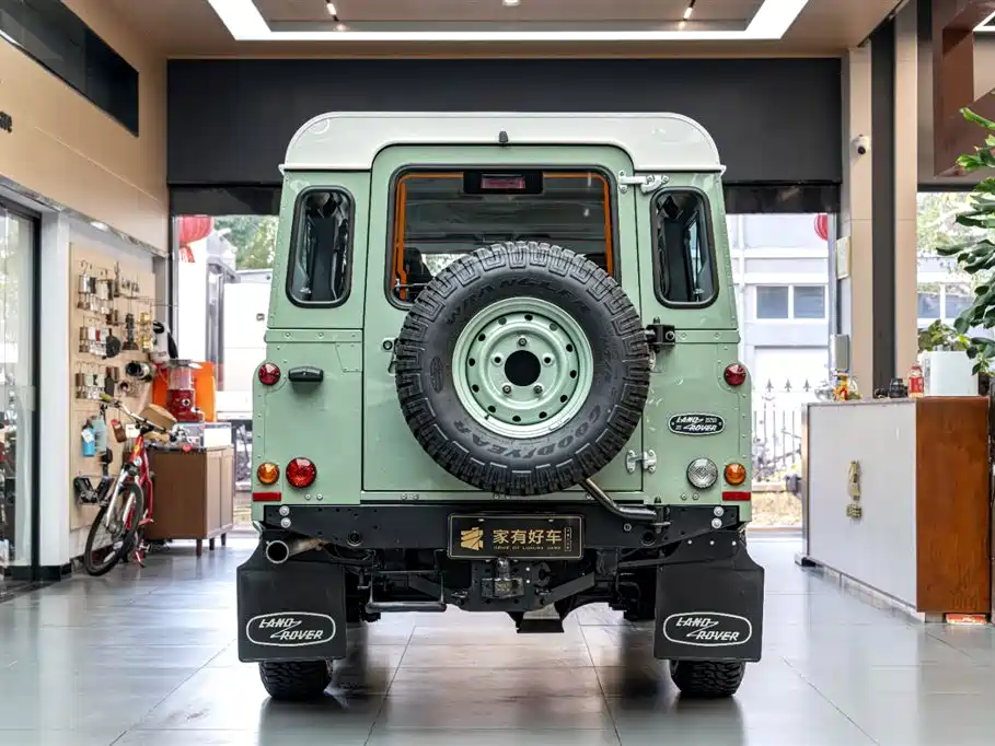 Land Rover Defender 2015 — фото 5