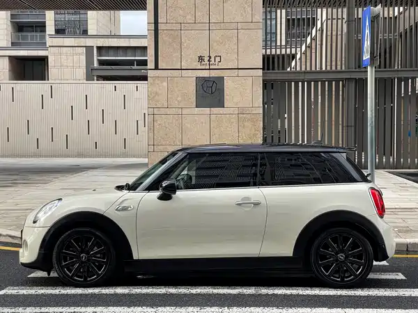 MINI MINI 2017