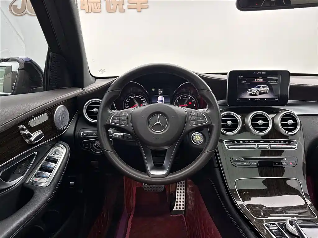 Mercedes-Benz GLC 2017 — фото 9
