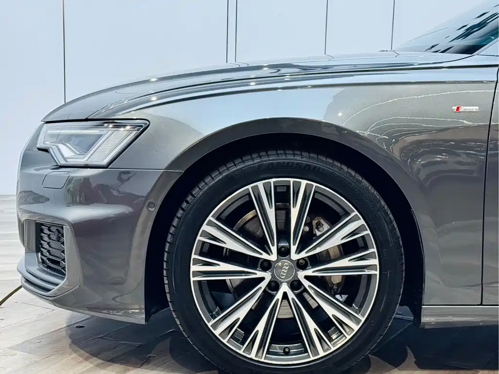 Audi A6L 2019 — фото 27