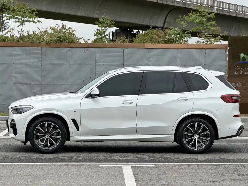 BMW X5 2020 — фото 19