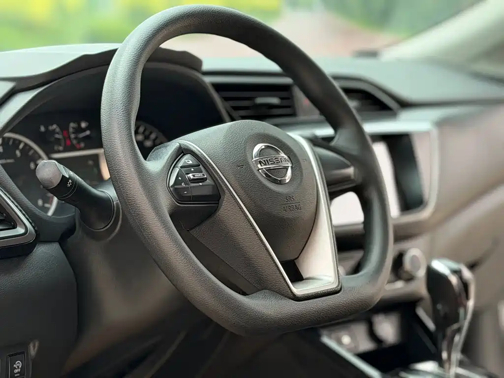 Nissan Bluebird 2022