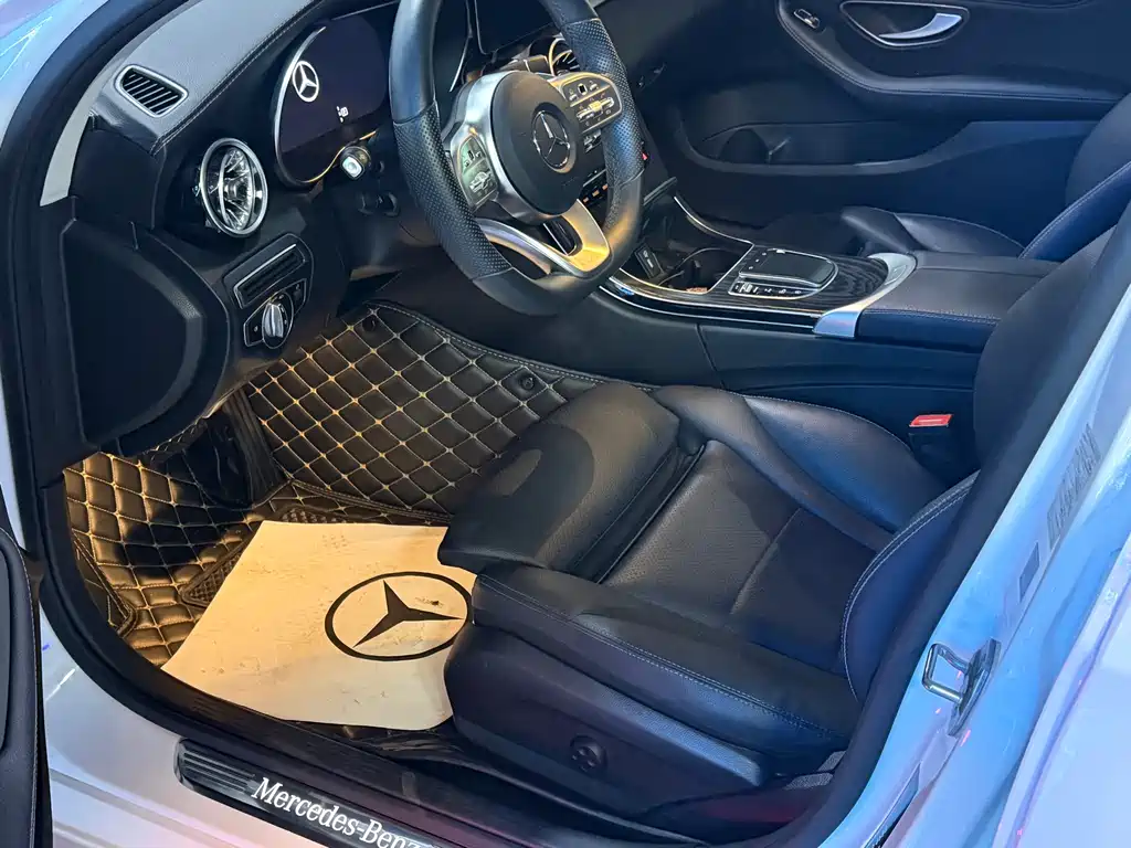 Mercedes-Benz C-Class 2020