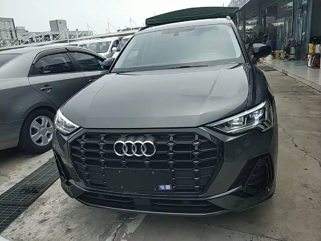 Audi Q3 2023