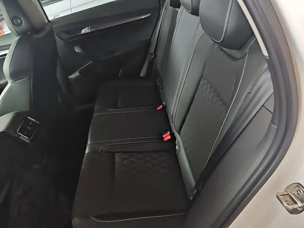 Skoda Karoq 2019 — фото 17
