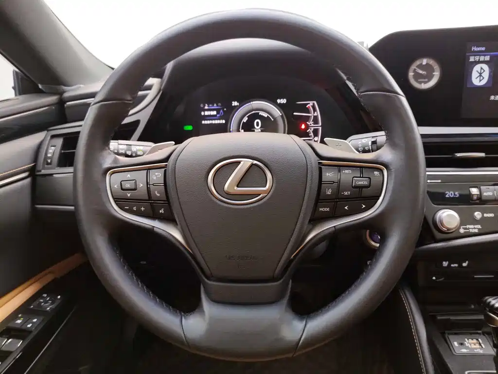 Lexus ES 2022 — фото 14