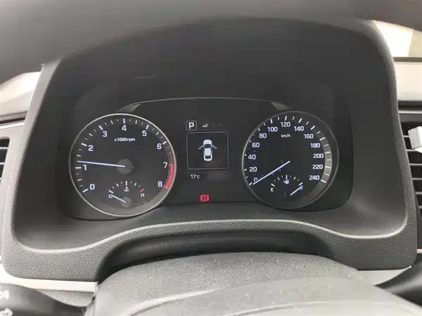Hyundai Celesta 2016