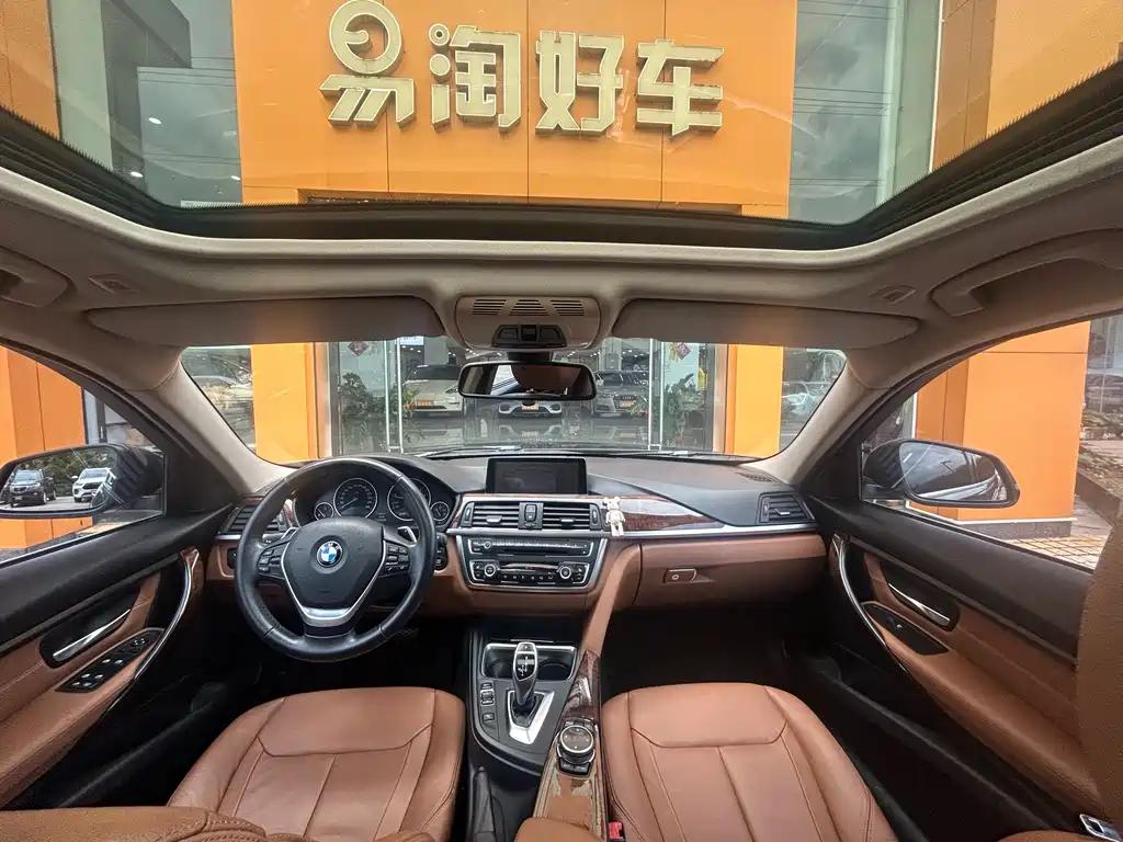 BMW 3 Series 2015 — фото 16