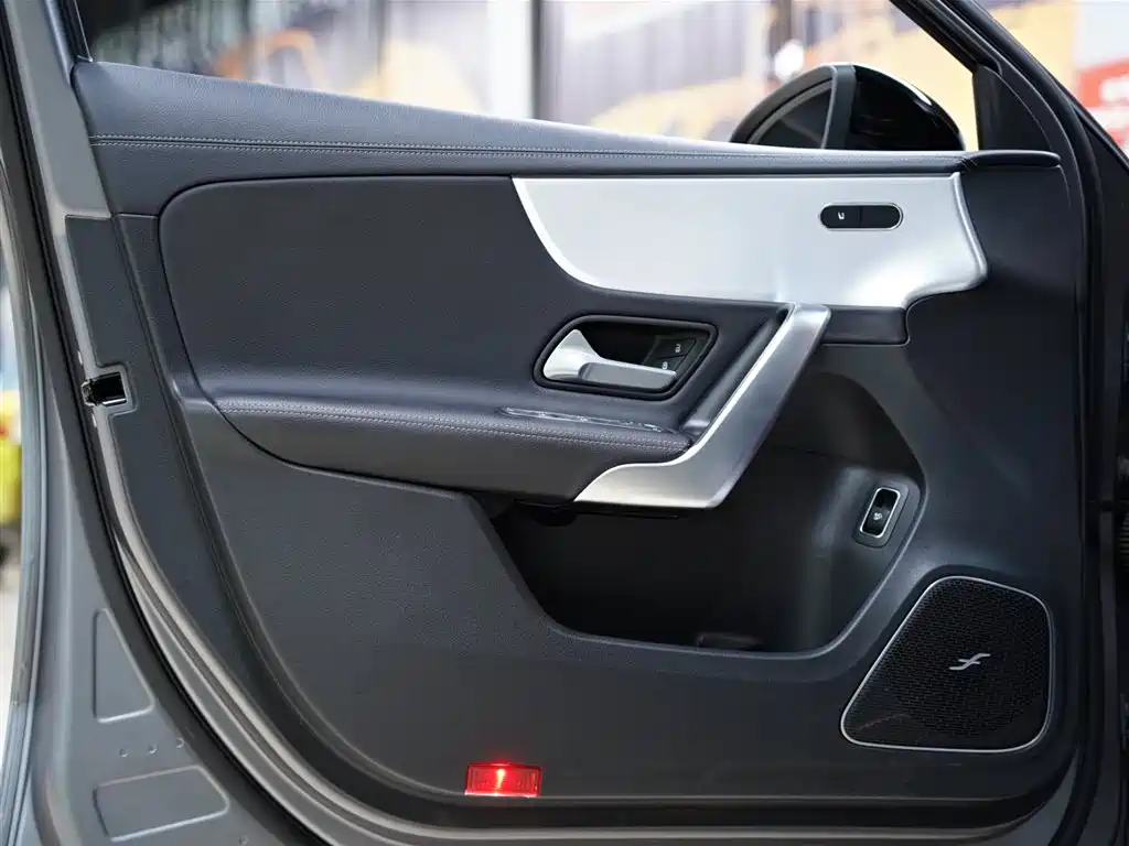 Mercedes-Benz A-Class AMG 2022 — фото 30