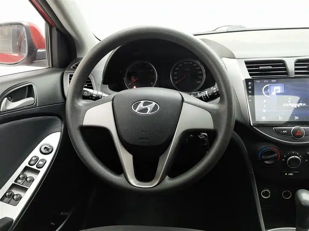 Hyundai Ruiyi 2016 — фото 11