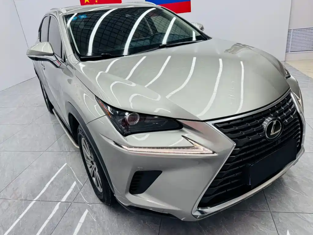 Lexus NX 2020 — фото 3