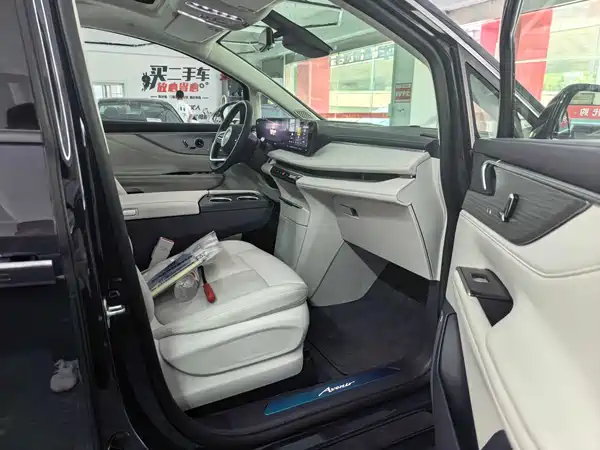 Buick GL8 New Energy 2025