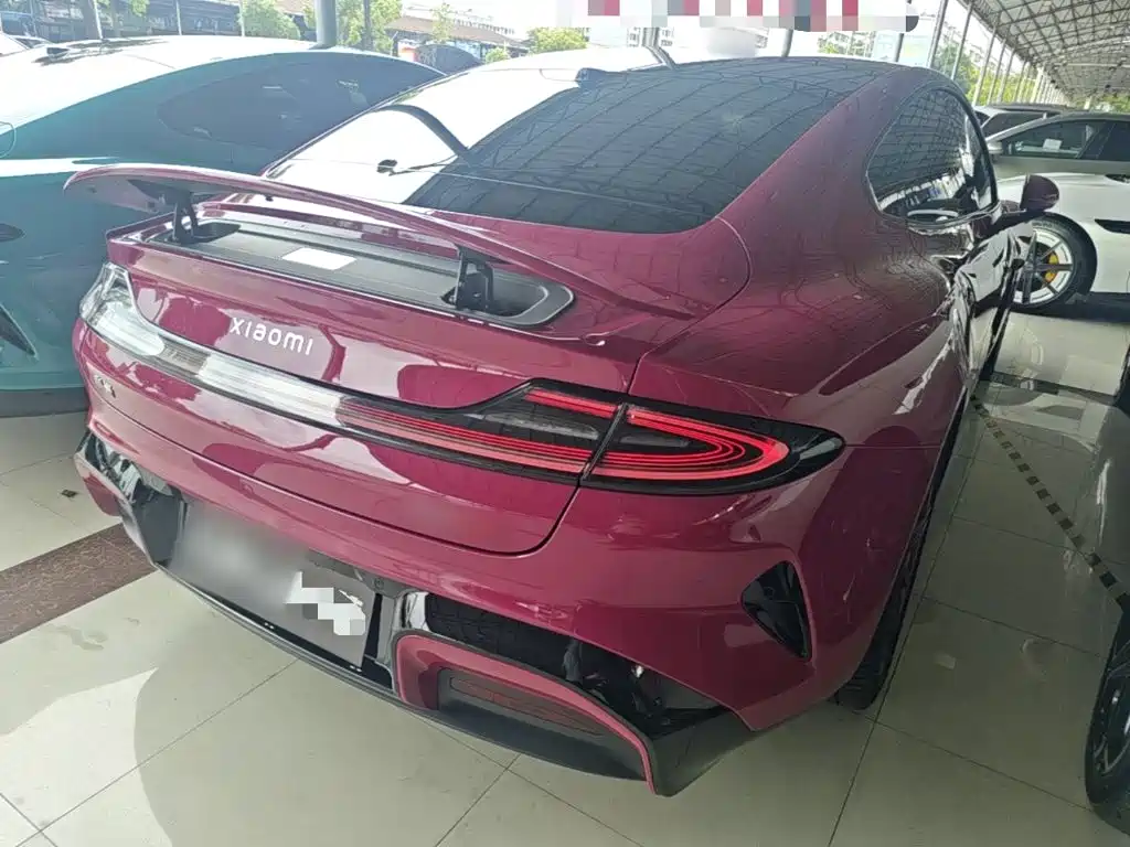 Xiaomi SU7 2025