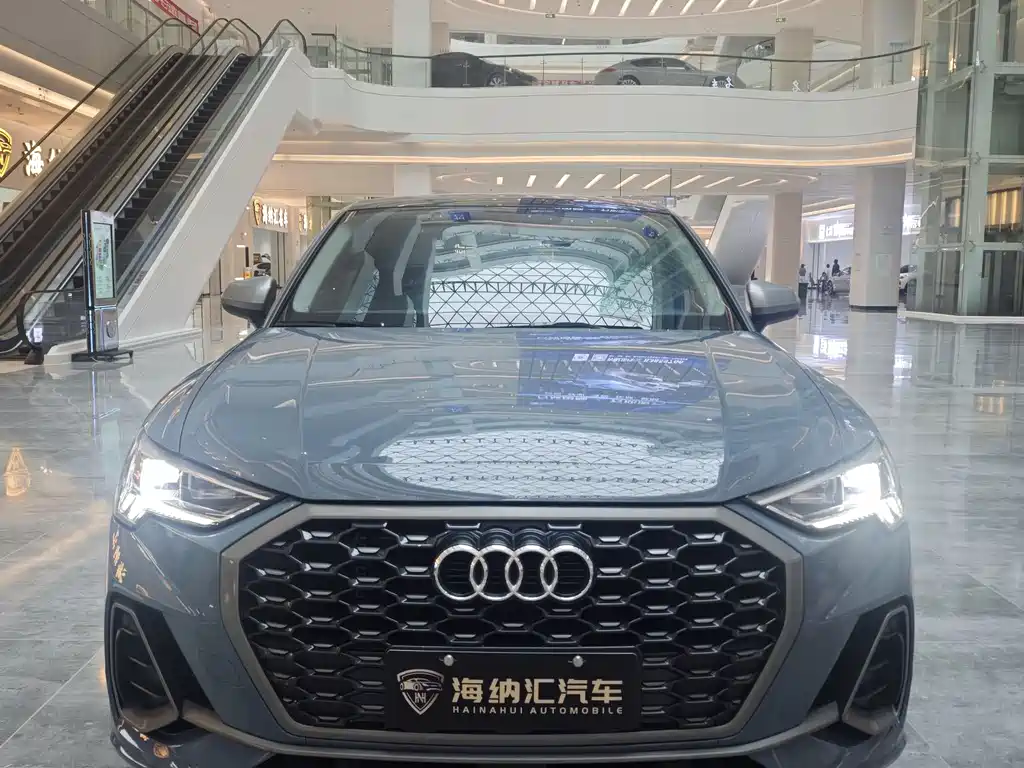 Audi Q3 Sportback 2023 — фото 4