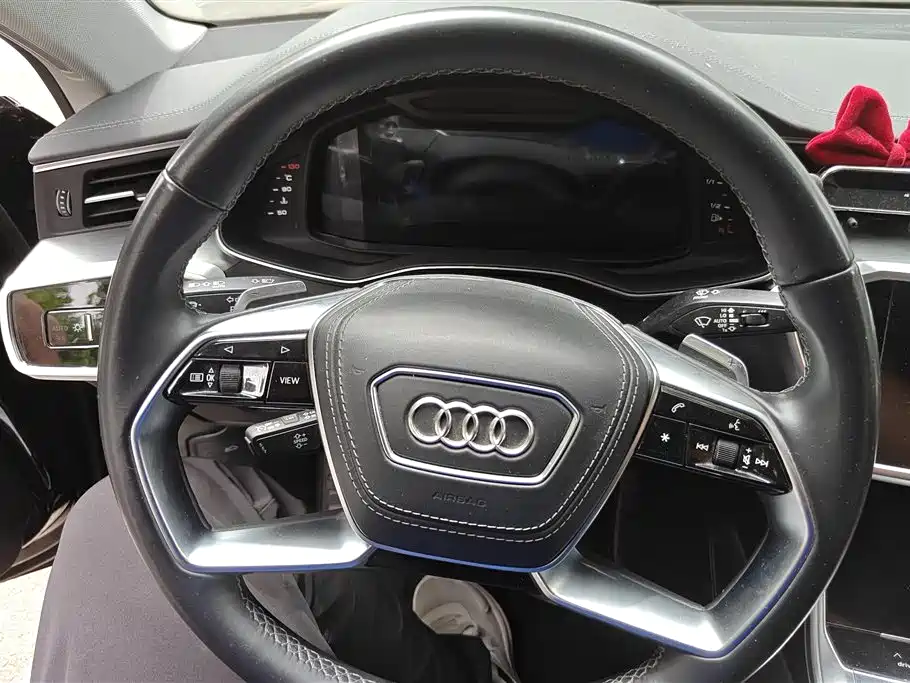 Audi A7L 2025 — фото 15