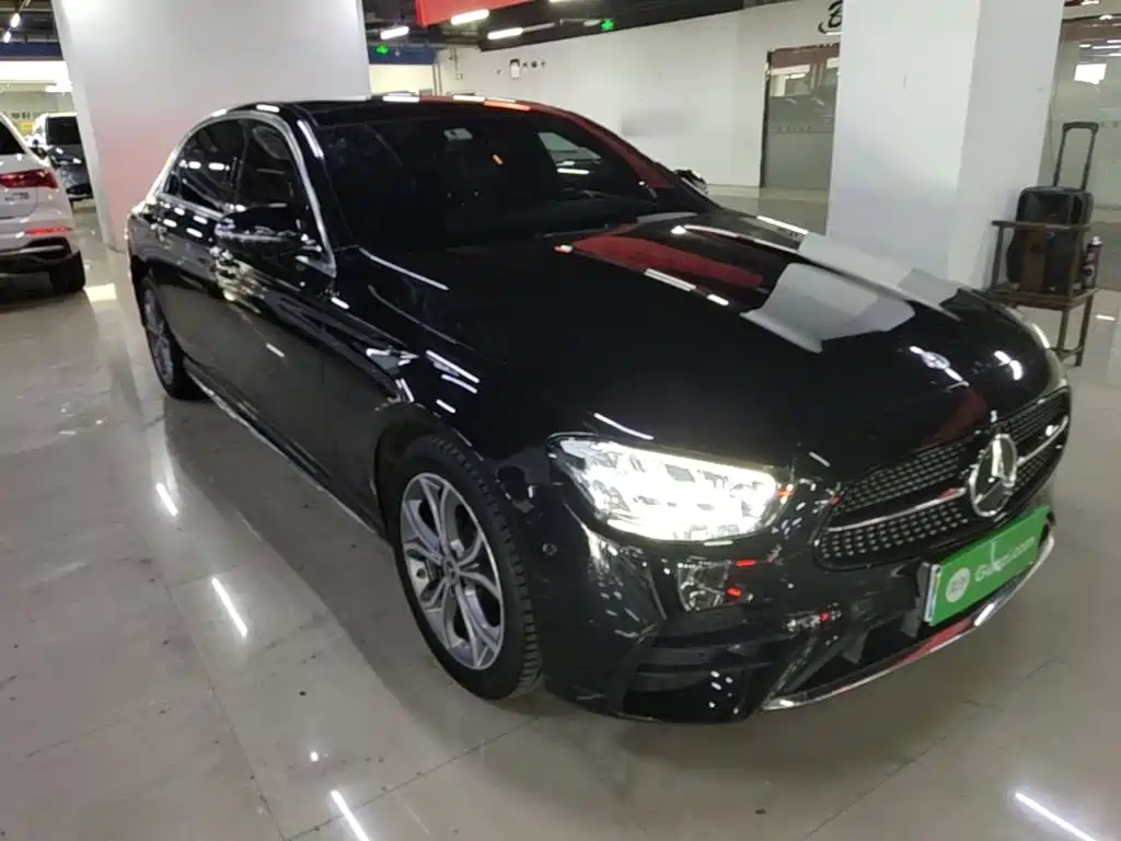 Mercedes-Benz E-Class 2021
