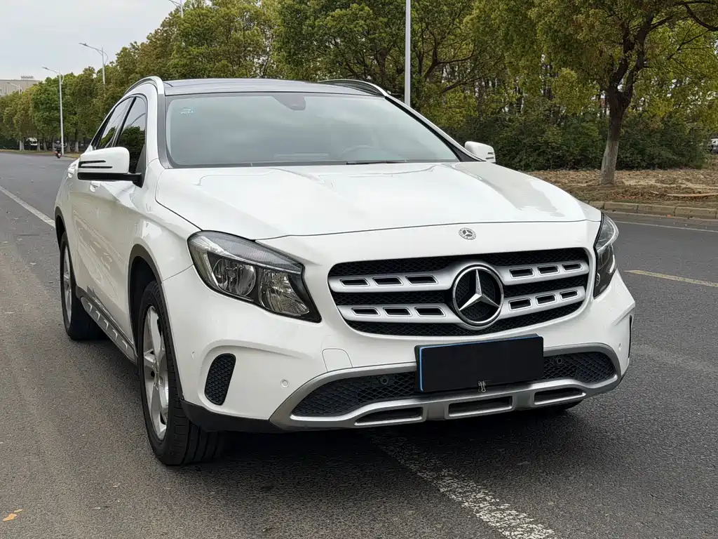 Mercedes-Benz GLA 2017