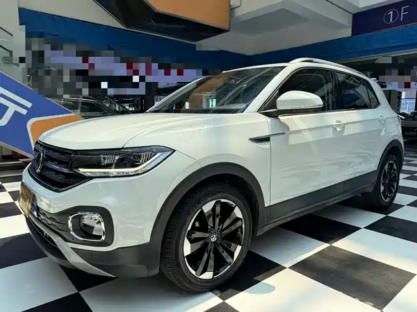 Volkswagen Tacqua 2022