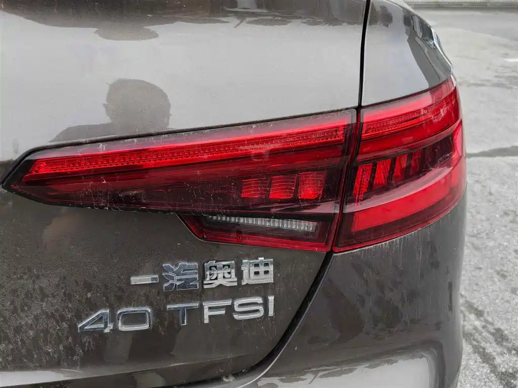 Audi A4L 2017 — фото 19