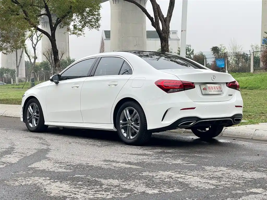 Mercedes-Benz A-Class 2023 — фото 5