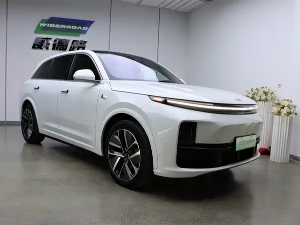 Li Auto L7 2025