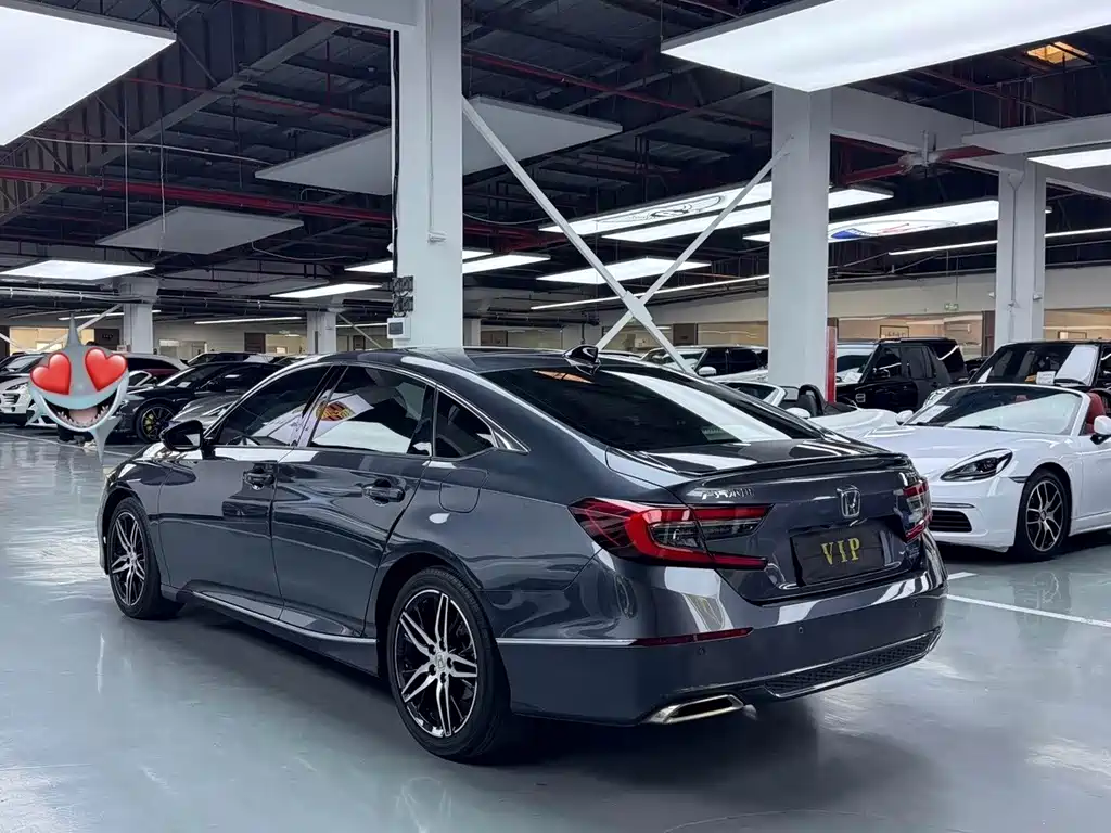 Honda Accord 2022 — фото 17