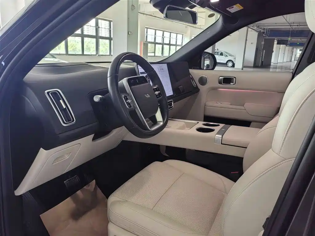 Li Auto Li L8 2023