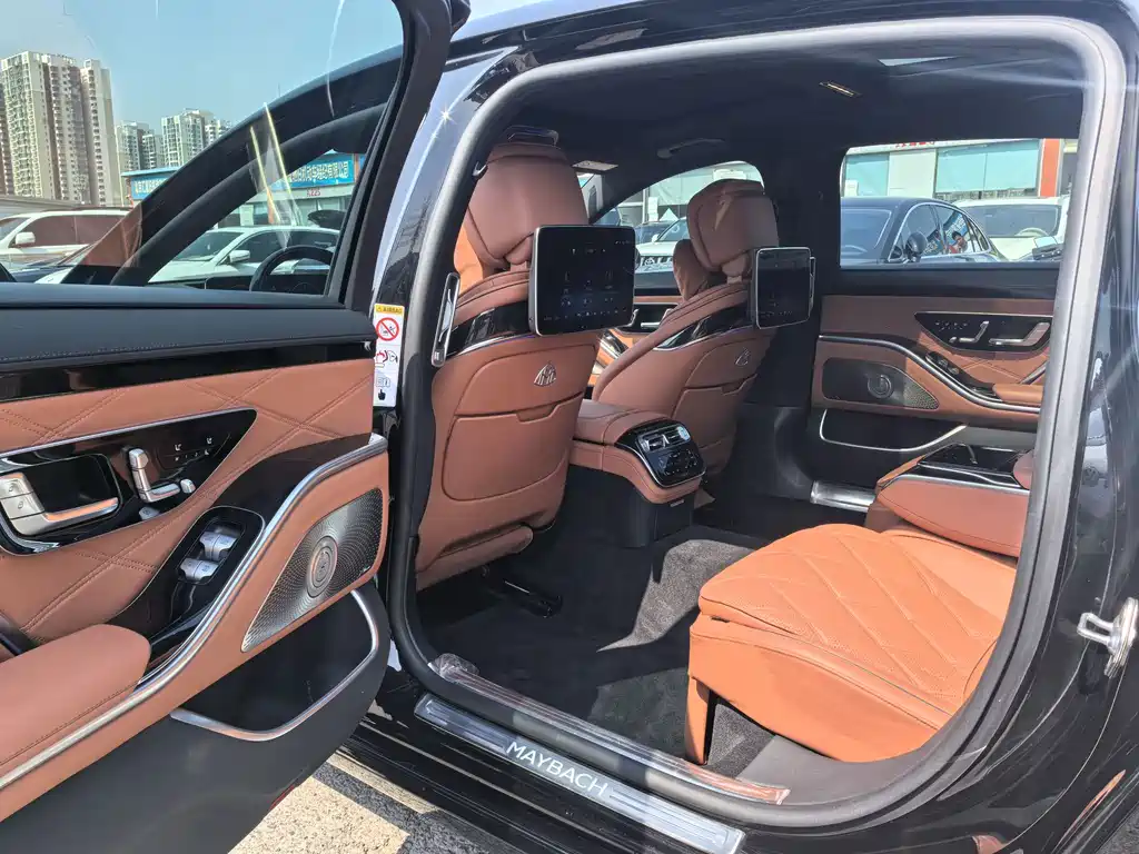 Mercedes-Benz S-Class 2023 — фото 16