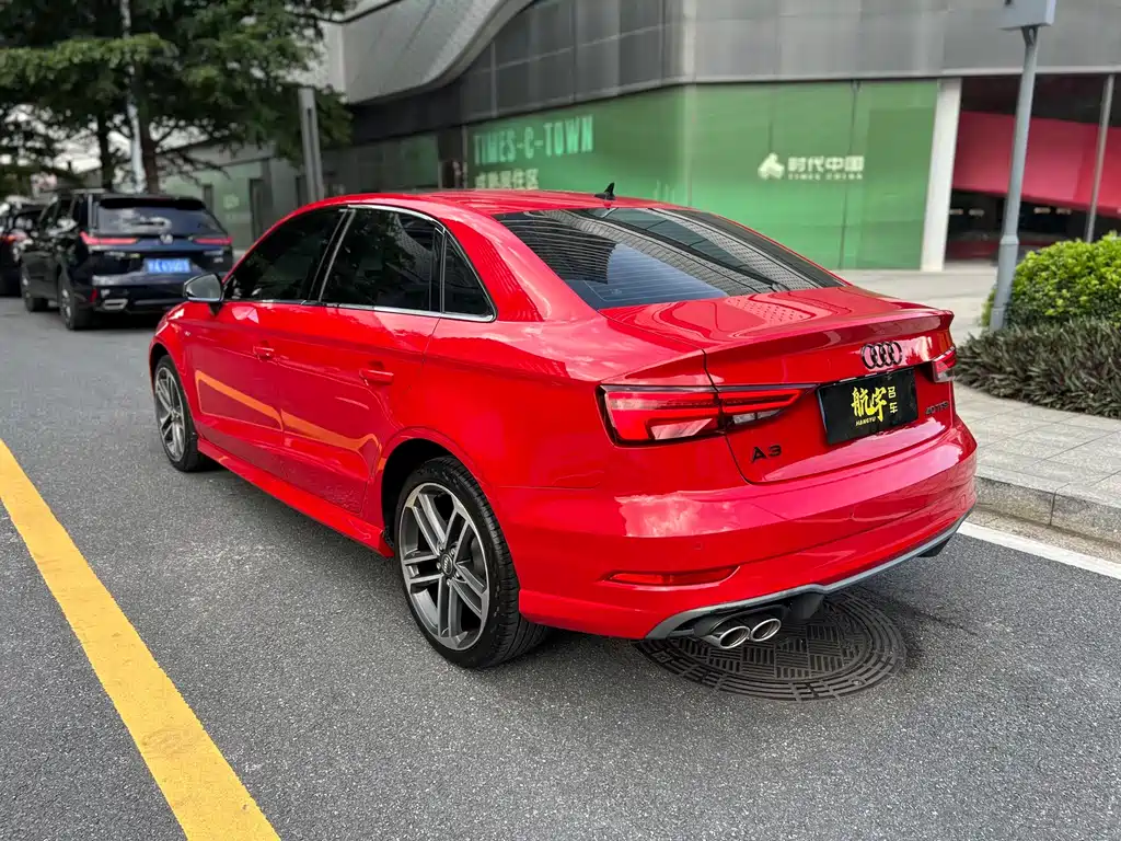 Audi A3 2019 — фото 15