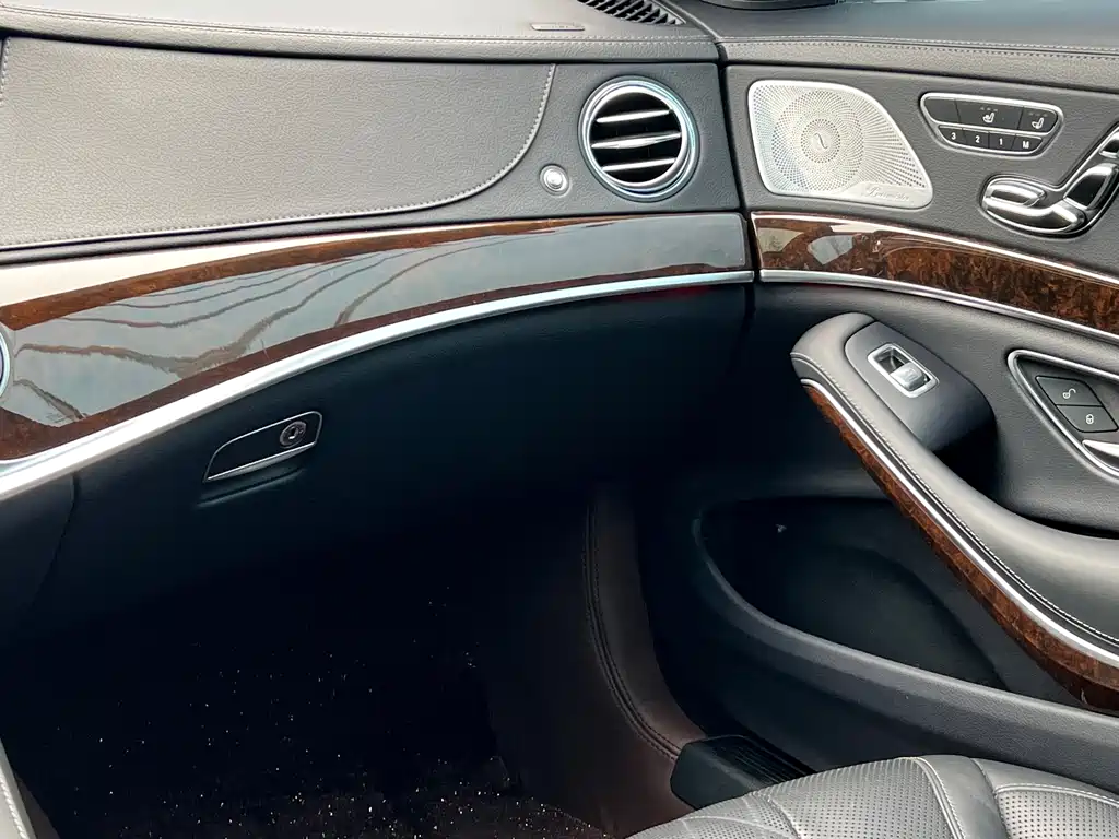Mercedes-Benz S-Class 2017 — фото 13