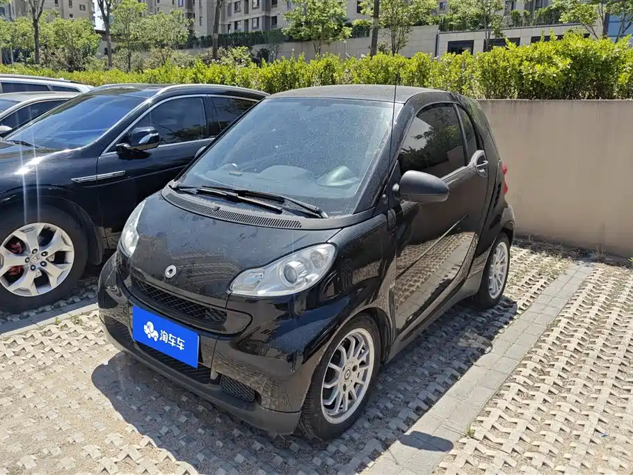 smart Fortwo 2012 — фото 1