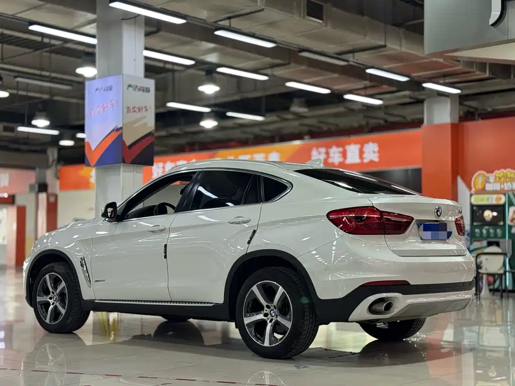 BMW X6 2015 — фото 6
