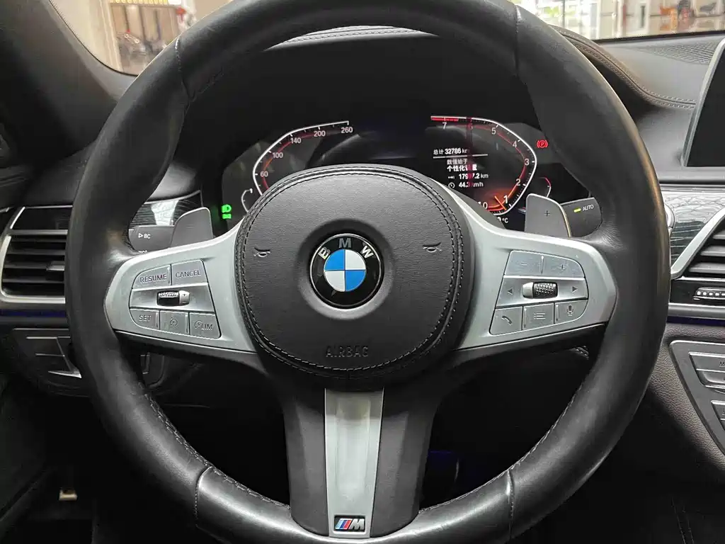 BMW 7 Series 2022 — фото 13