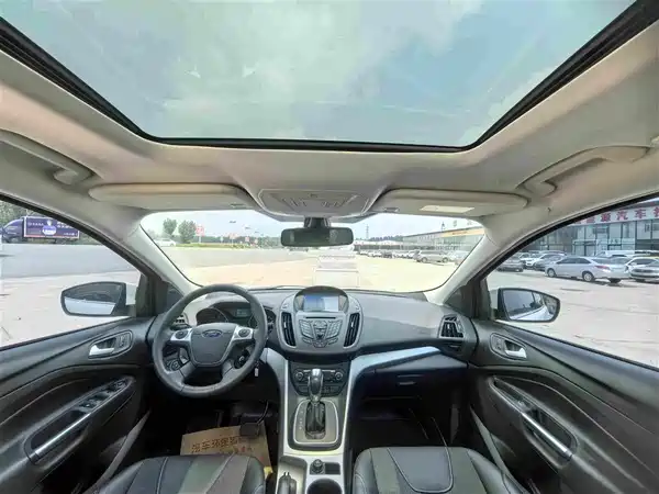 Ford Kuga 2015